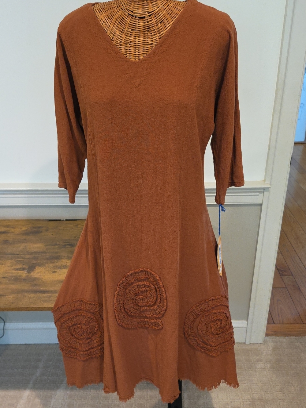NWT Oh My Gauze! Rust Brown Textured V‑Neck Dress Womens Size Small